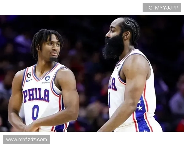 马克西拼尽全力独自抗衡双加时创下52分钟新纪录超越哈登成为本赛季联盟第一